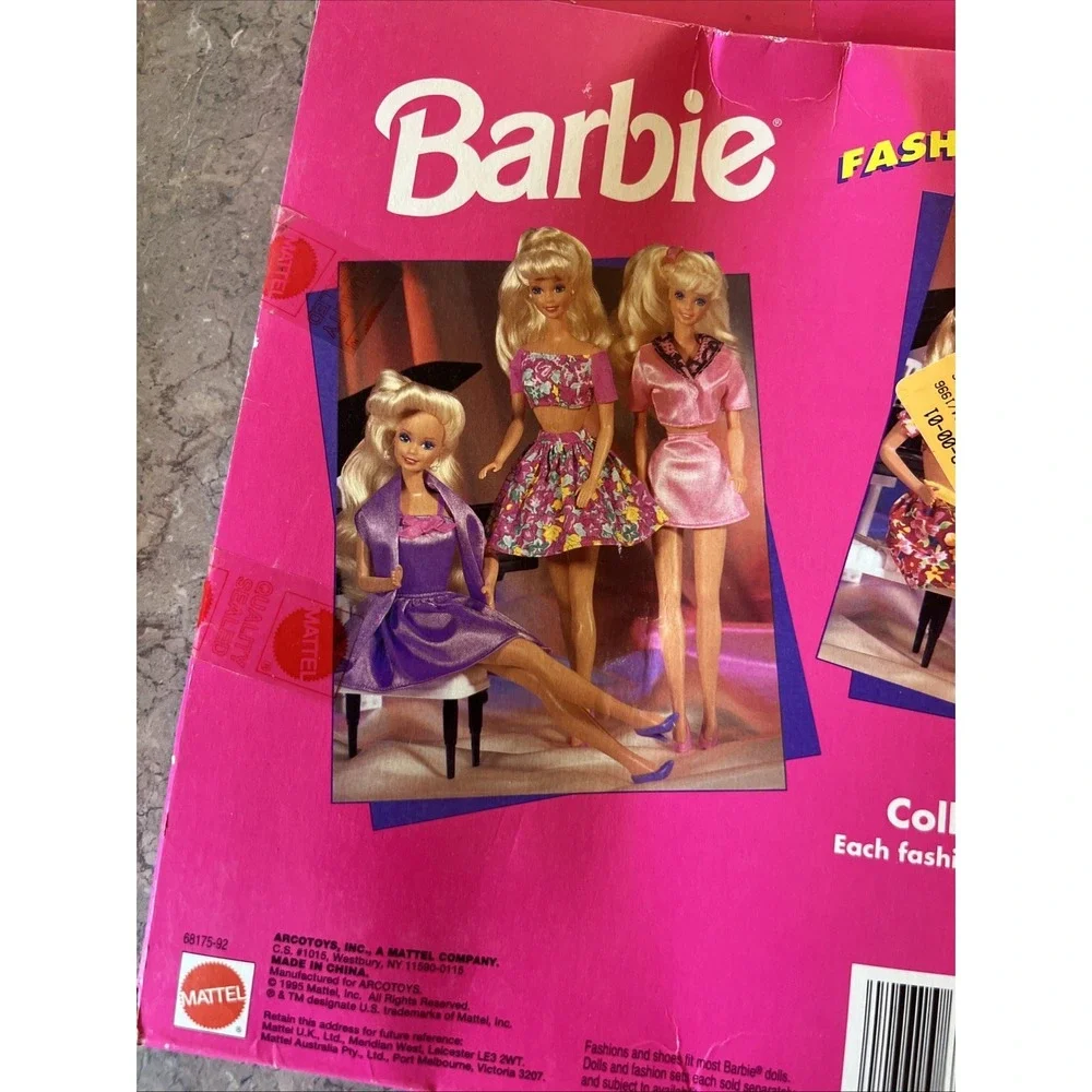 Vintage 1995 Barbie Fashions Gift Pack 3 Outfits‎ Mattel
